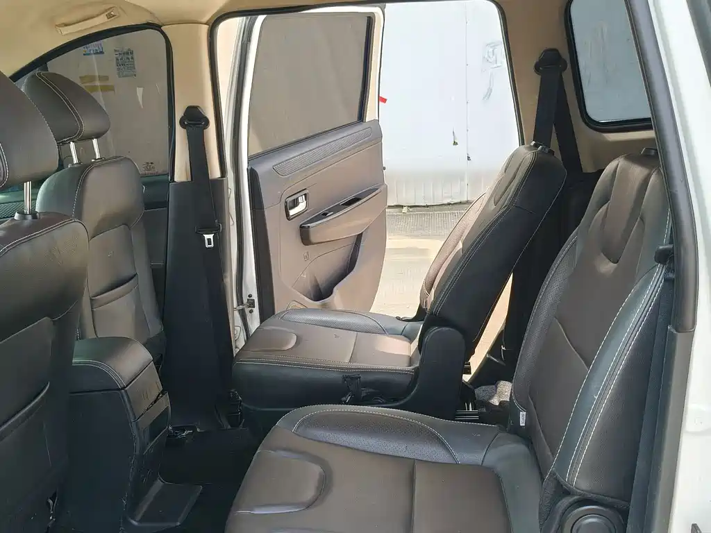 Fengguang 330 2022 model 1.5L 330S manual supreme type National VI купить на сайте DeffCars