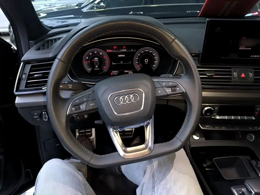 Audi Q5L 2023 40T luxury and dynamic model купить на сайте DeffCars