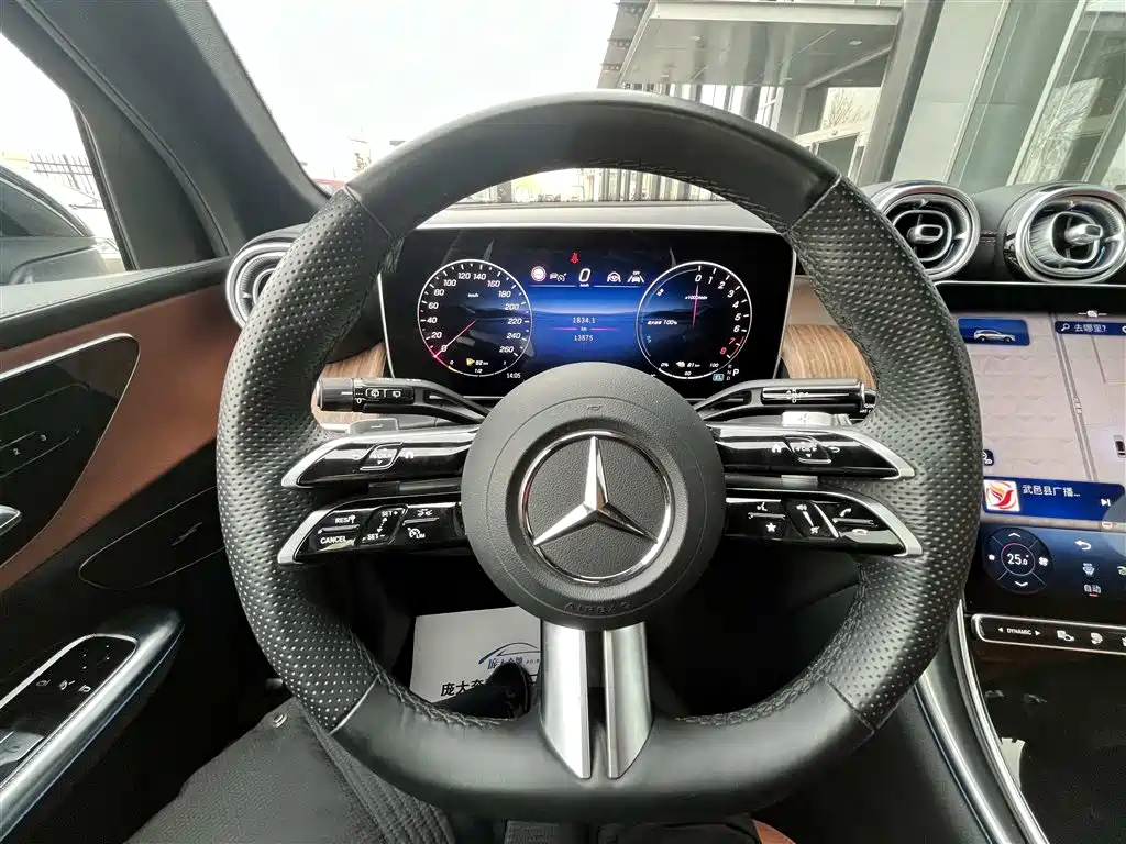 Mercedes-Benz GLC New Energy 2025 350 e L 4MATIC Collector's Edition купить на сайте DeffCars