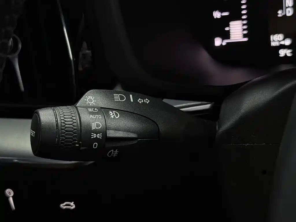 Volvo XC60 2021 T5 four-wheel drive Zhiyi Luxury Edition купить на сайте DeffCars