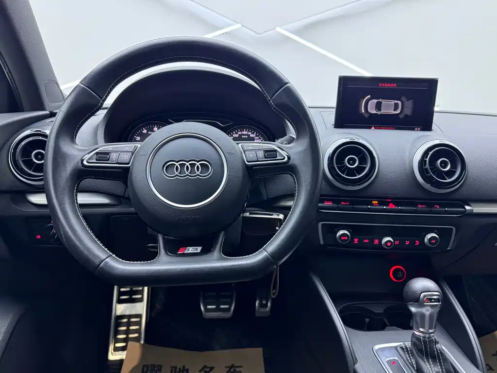 Audi S3 2015 S3 2.0T Limousine купить на сайте DeffCars
