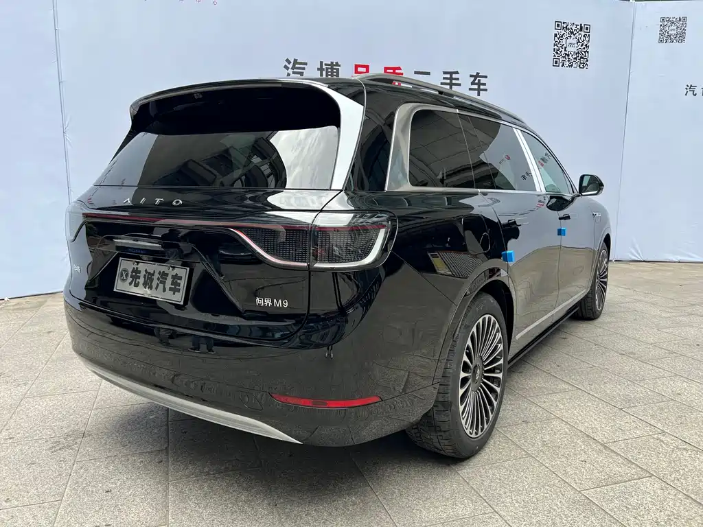 Wenjie M9 2024 extended range Max version 42kWh 6-seater version купить на сайте DeffCars