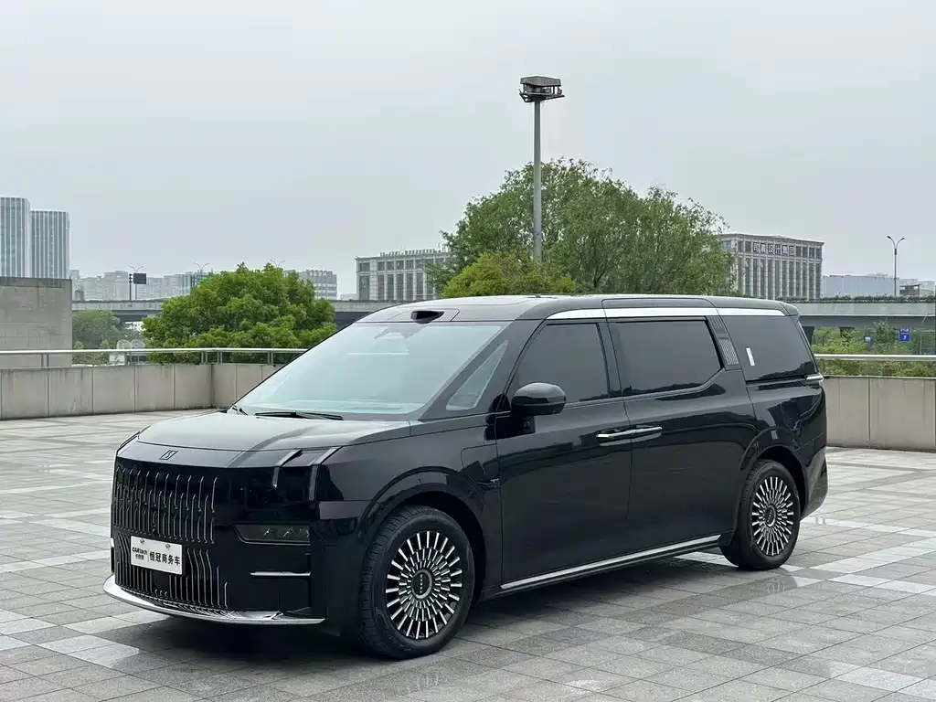 Jikrypton 009 2024 six-seat executive version four-wheel drive 108kWh купить на сайте DeffCars
