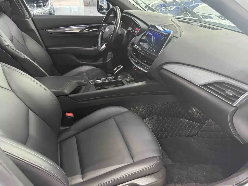 Cadillac CT5 2020 28T Fashion Model купить на сайте DeffCars