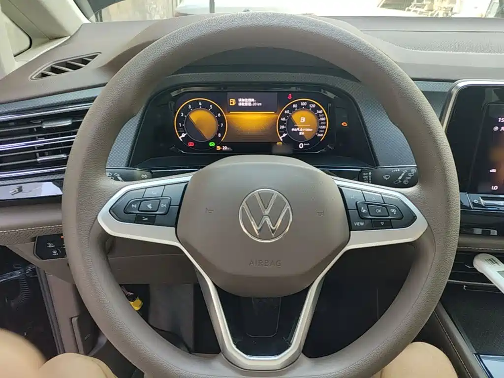 Weiran 2024 330TSI Business Edition купить на сайте DeffCars