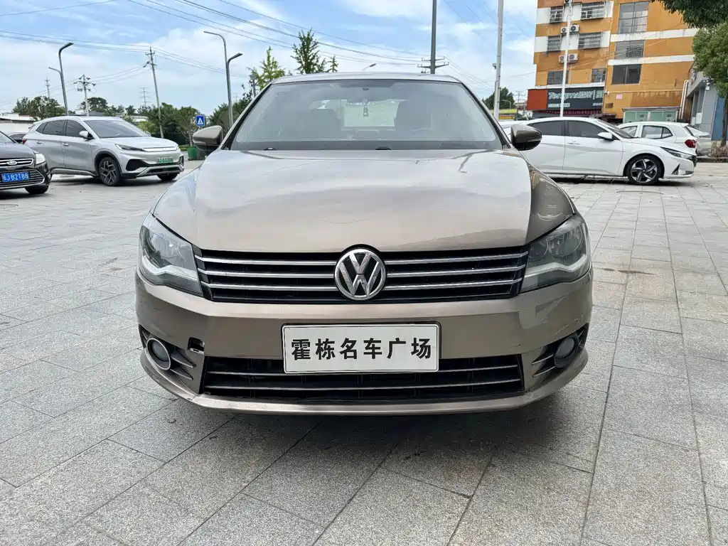 Bora 2013 1.4T automatic comfort model купить на сайте DeffCars