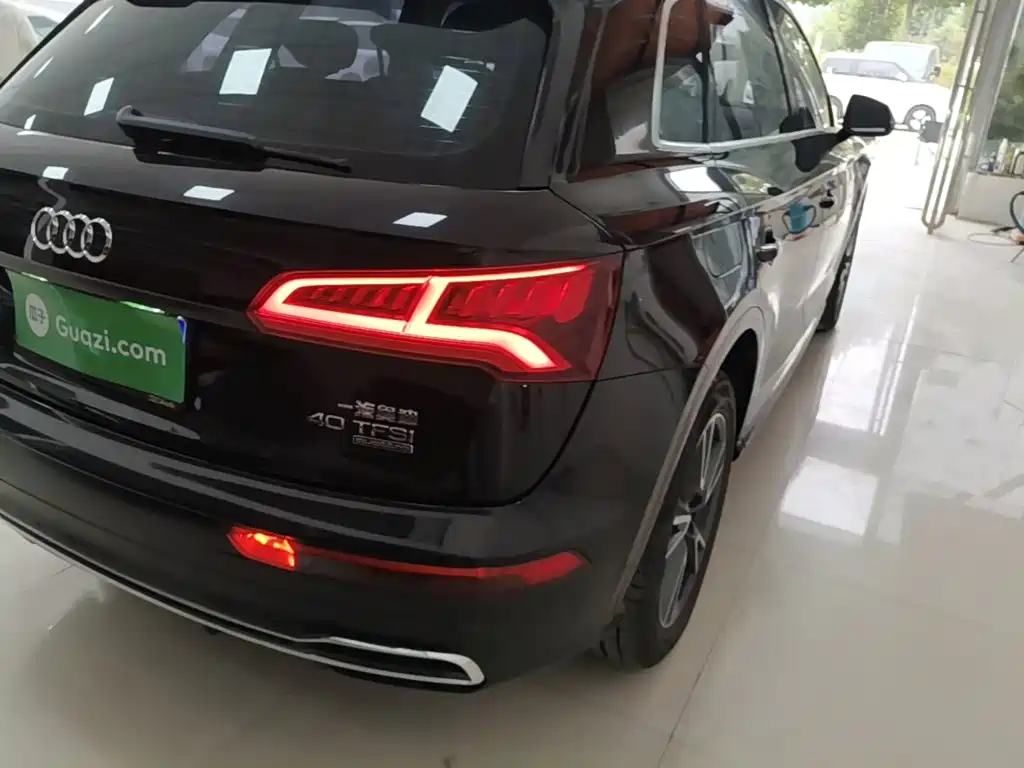 Audi Q5L 2020 facelift 40 TFSI enjoys fashionable style купить на сайте DeffCars