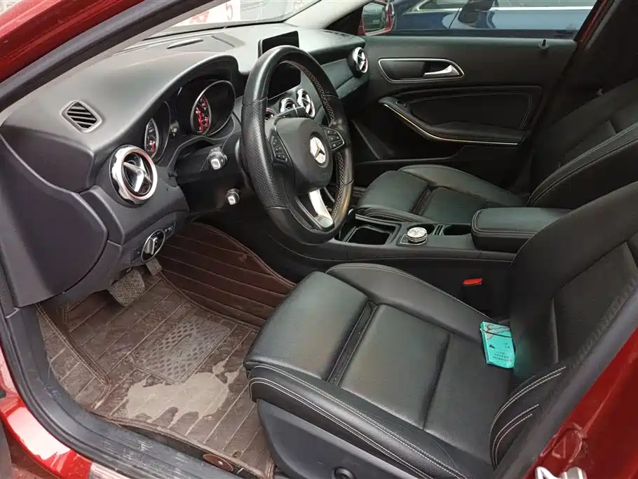 Mercedes-Benz GLA 2018 GLA 200 Dynamic купить на сайте DeffCars