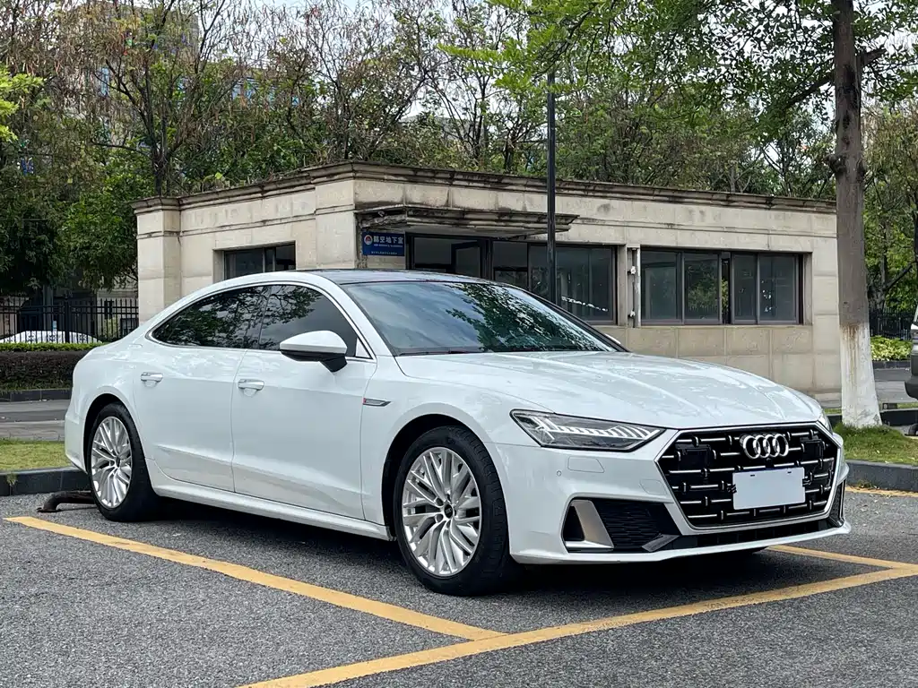 Audi A7L 2022 45 TFSI S-line Dream Building New Edition купить на сайте DeffCars