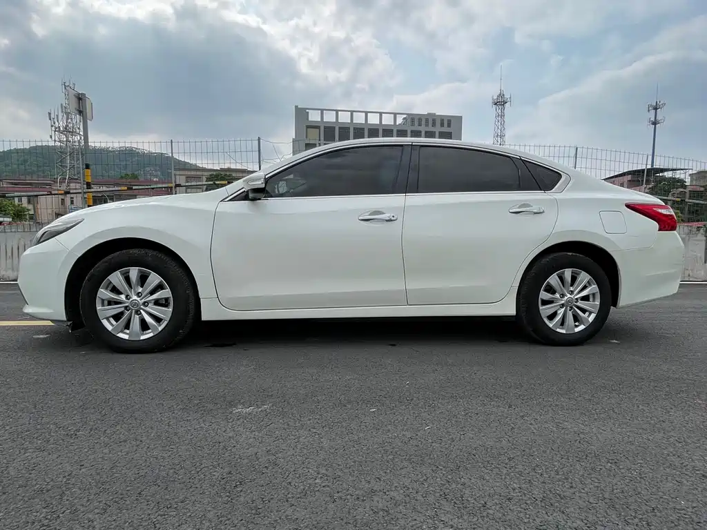 Teana 2016 facelift 2.0L XL comfort version купить на сайте DeffCars