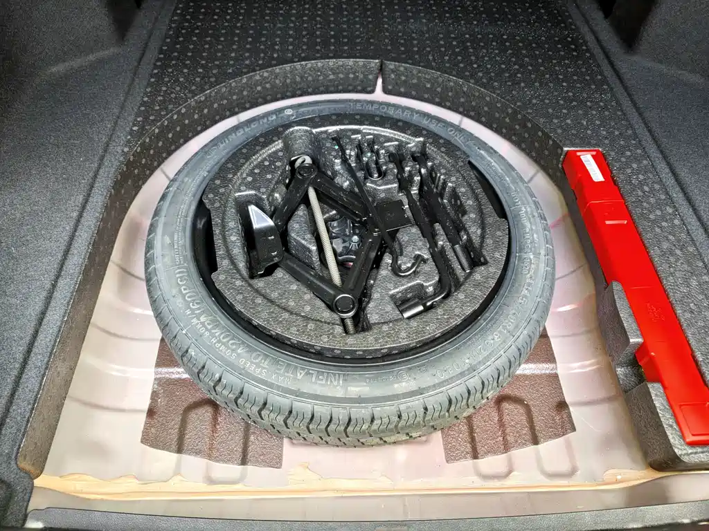 Emgrand GL 2021 UP 1.4T CVT luxury model купить на сайте DeffCars