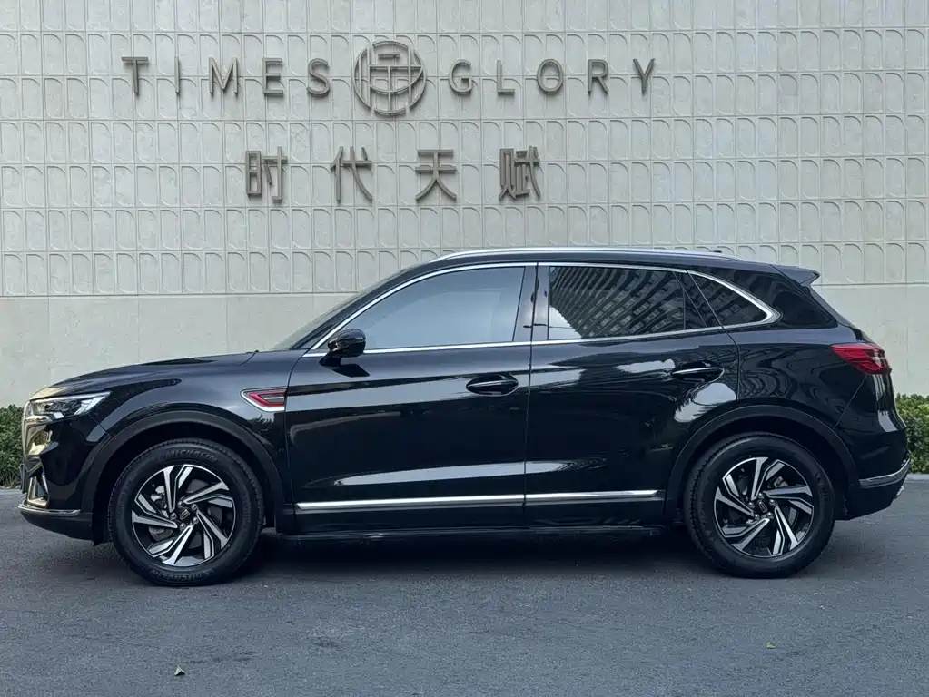 Hongqi HS5 2022 facelift 2.0T Zhilian Flagship Edition купить на сайте DeffCars