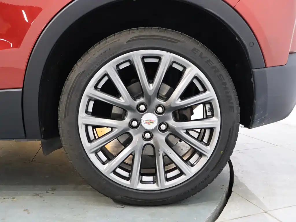 Cadillac XT4 2022 28T four-wheel drive platinum model купить на сайте DeffCars
