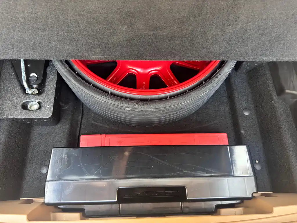 Macan 2017 Macan 2.0T купить на сайте DeffCars