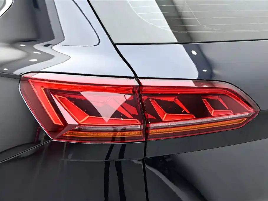 Touareg 2021 3.0TSI Ruixiang Edition Classic Sports Package купить на сайте DeffCars