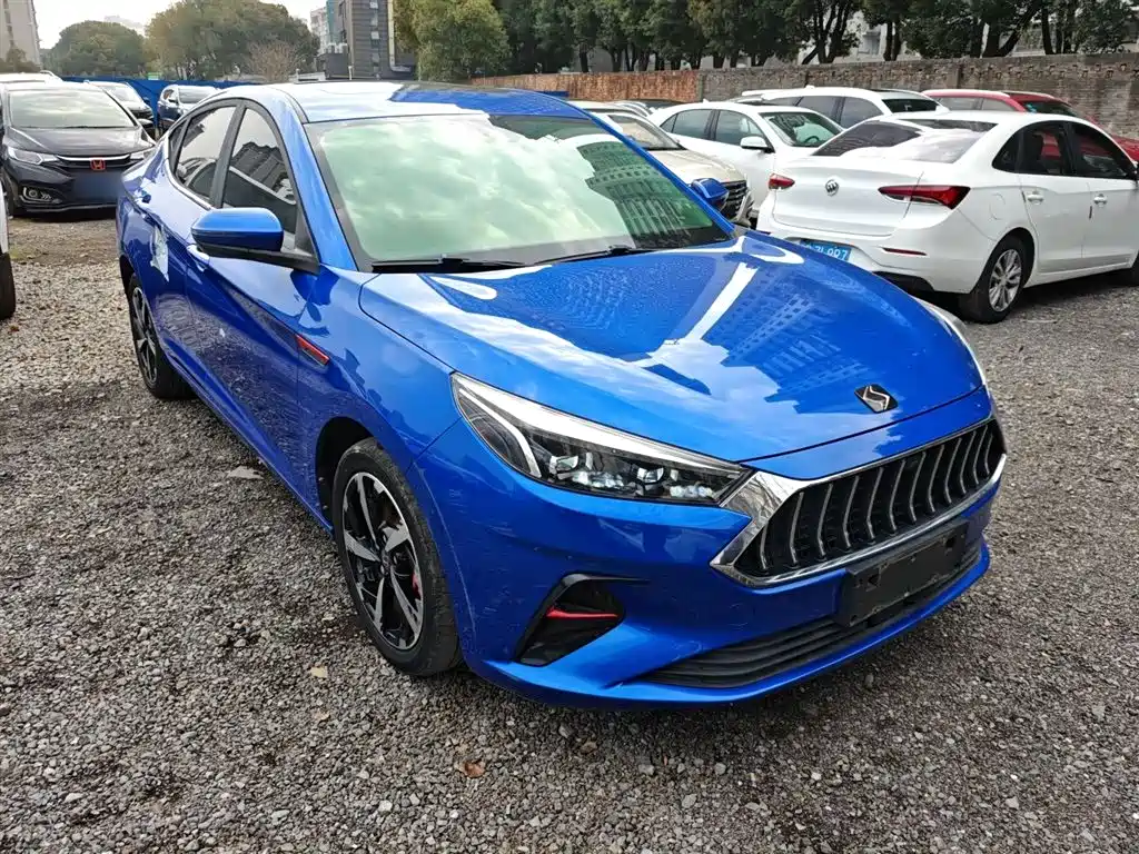 Sihao A5 2022 1.5T CVT Youth Edition купить на сайте DeffCars