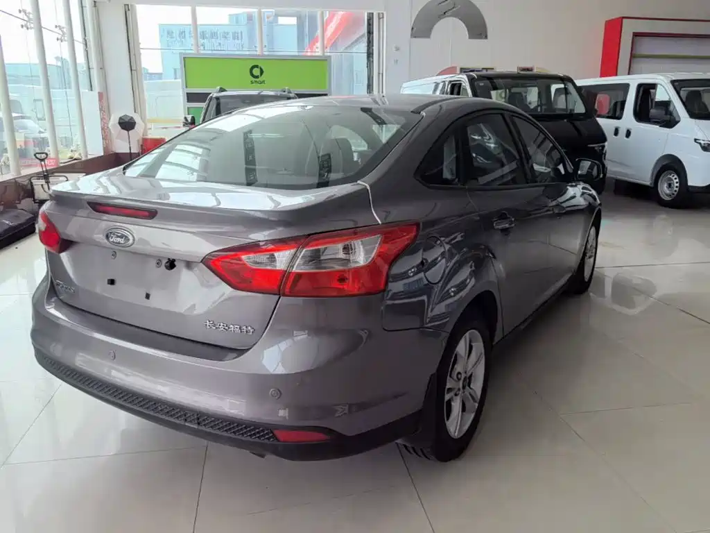 Focus 2012 sedan 1.6L automatic fashion model купить на сайте DeffCars
