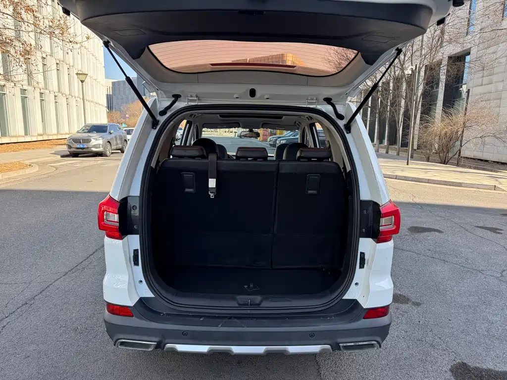 Jingyi X6 2017 Jinxiang Series 1.5T CVT Premium Type купить на сайте DeffCars