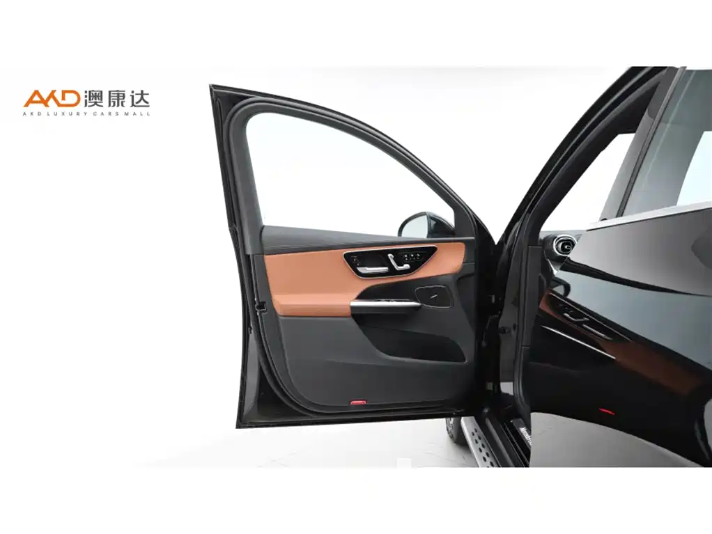 Mercedes-Benz GLC260L/2.0T/24 models/modification 4MATIC luxury model 5 seats купить на сайте DeffCars