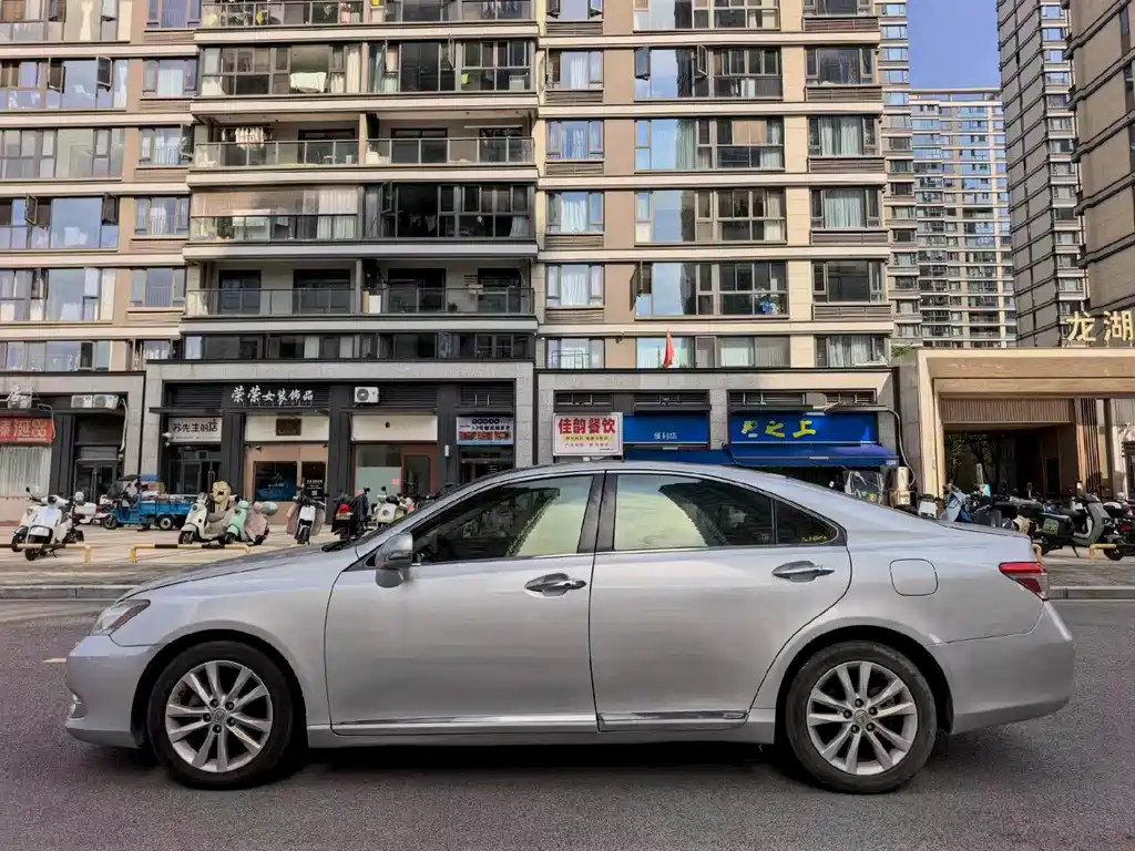 Lexus ES 2012 240 Special Limited Edition купить на сайте DeffCars