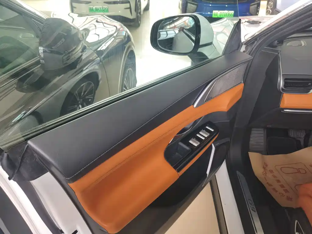 Xpeng G9 2022 702 Pro купить на сайте DeffCars