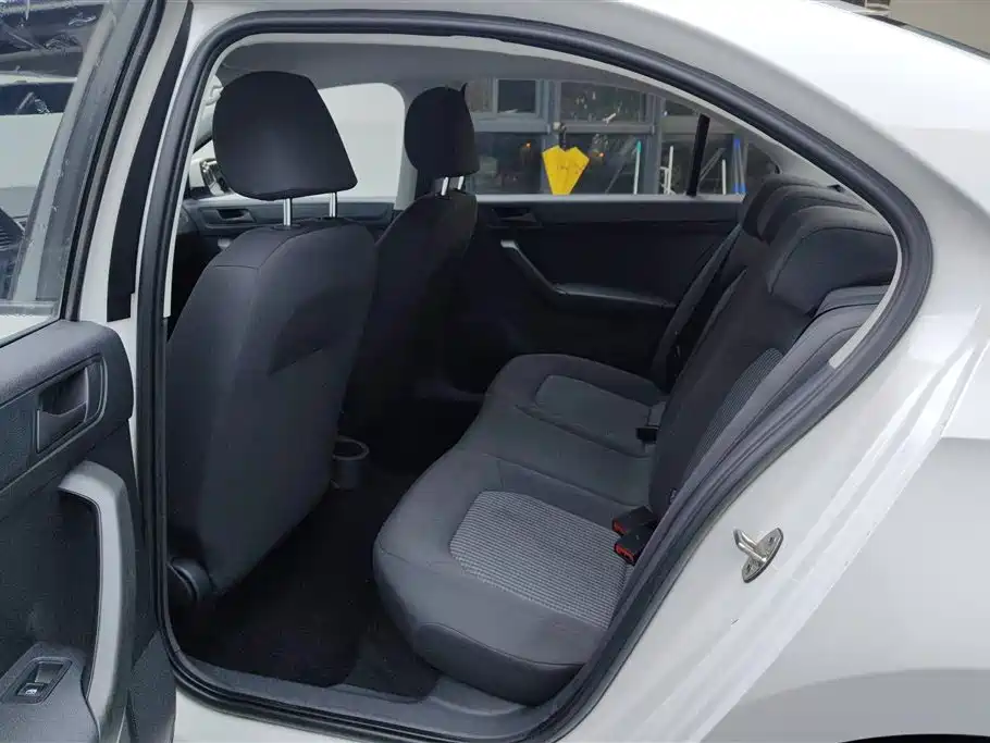 Santana 2021 1.5L automatic fashion version купить на сайте DeffCars