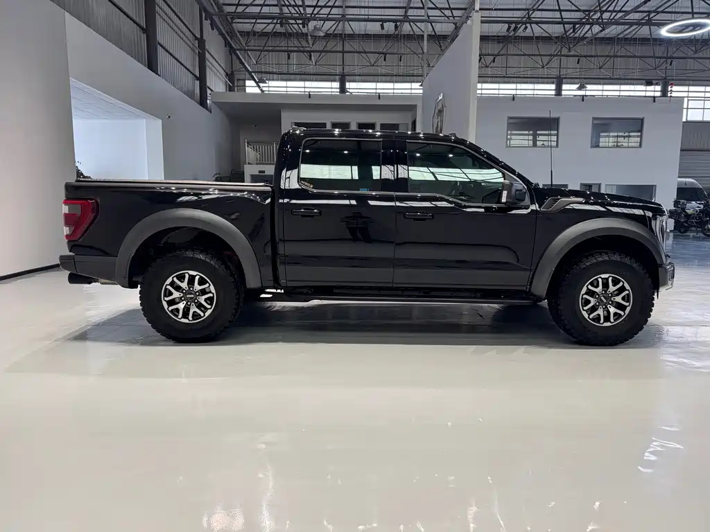 Ford F-150 Raptor 2023 3.5T Raptor купить на сайте DeffCars