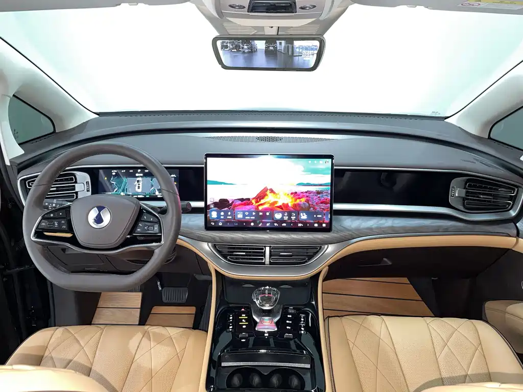 Denza D9 2024 DM-i 1050 Exclusive Type купить на сайте DeffCars