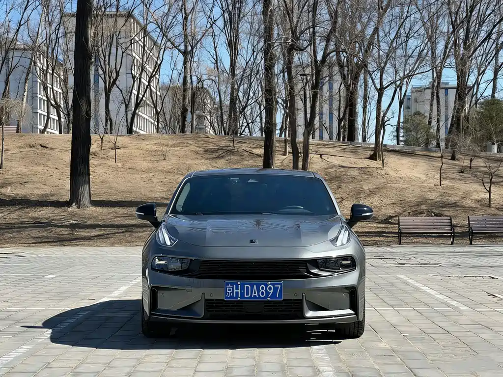 Lynk & Co 03 2023 2.0TD DCT Pro купить на сайте DeffCars