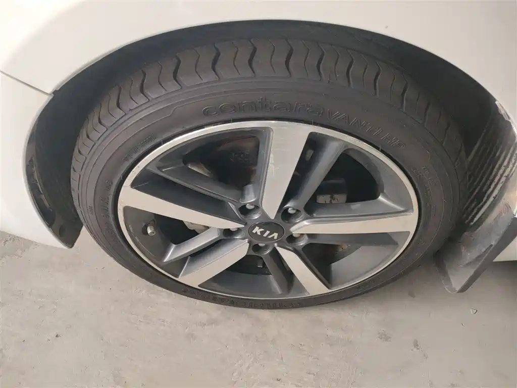 Kia K3 2017 1.6L Automatic 15th Anniversary Special Edition GLS купить на сайте DeffCars