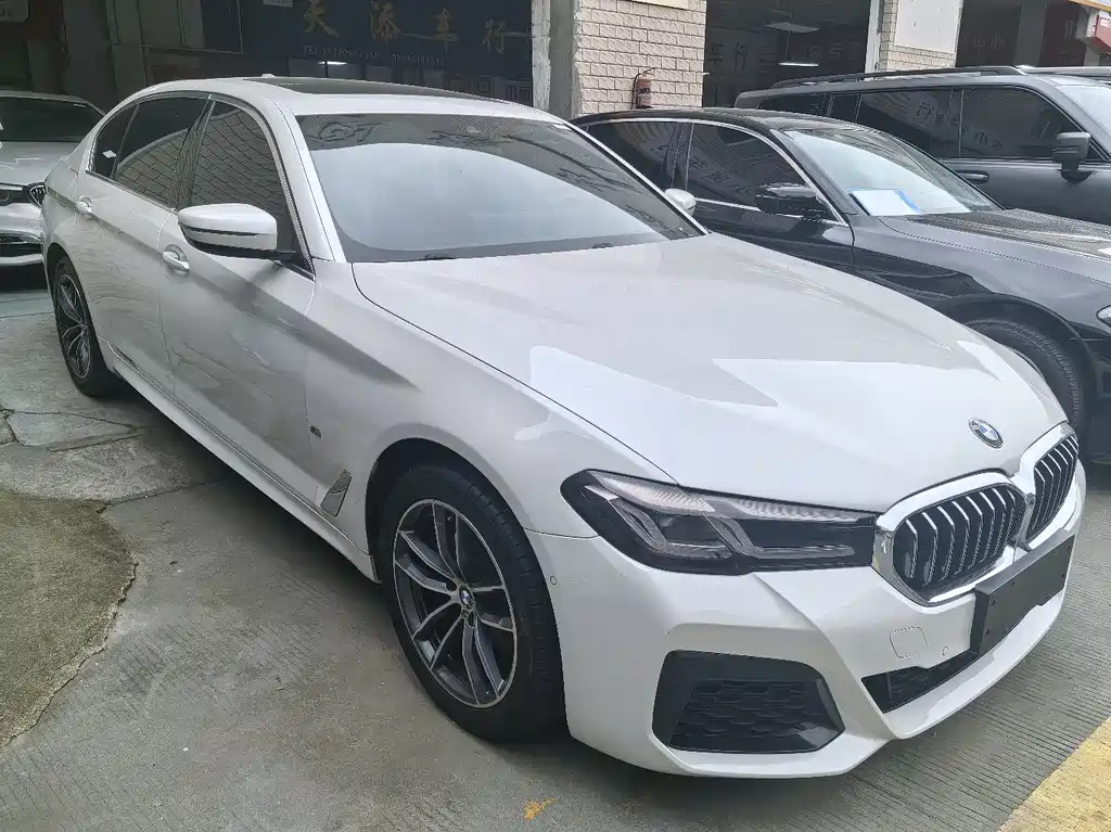 BMW 5 Series 2021 525Li M Sports Package купить на сайте DeffCars