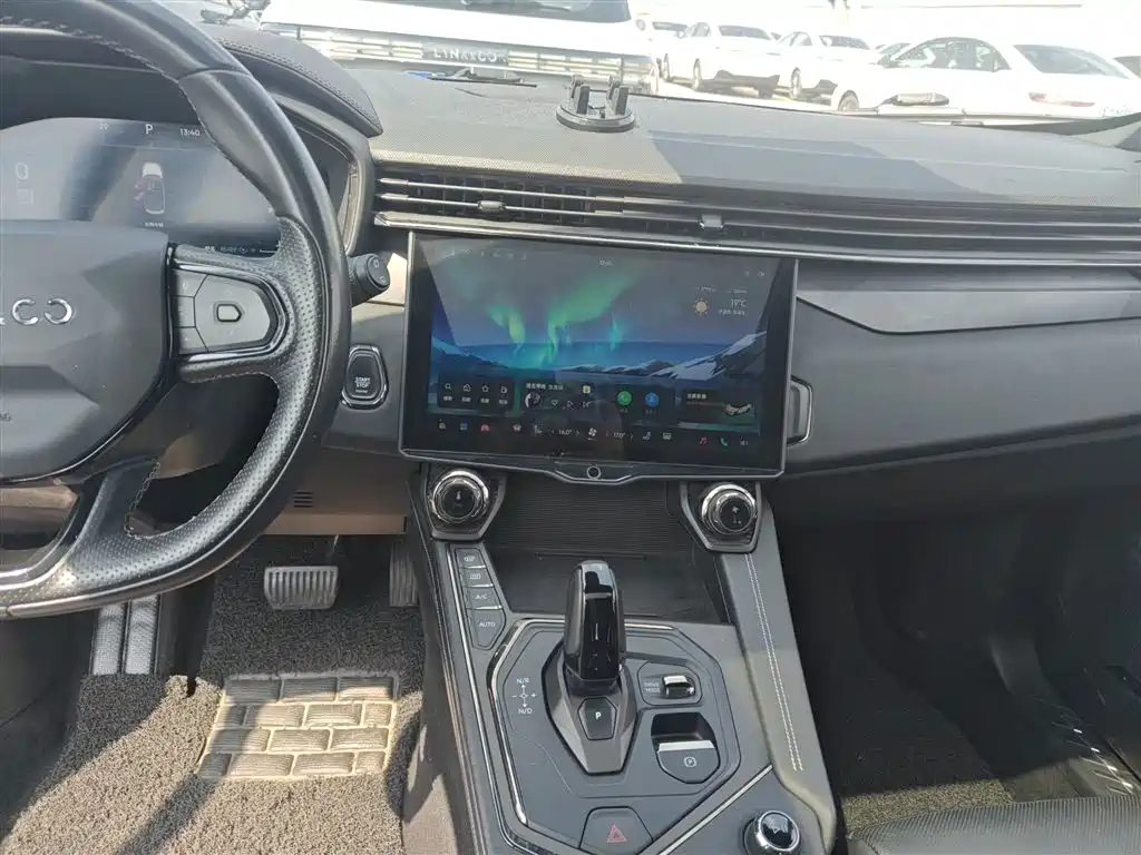 Lynk & Co 01 2023 1.5TD EM-F PM купить на сайте DeffCars