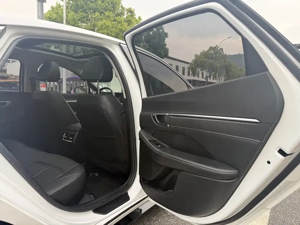 Sonata 2024 1.5T Pro купить на сайте DeffCars