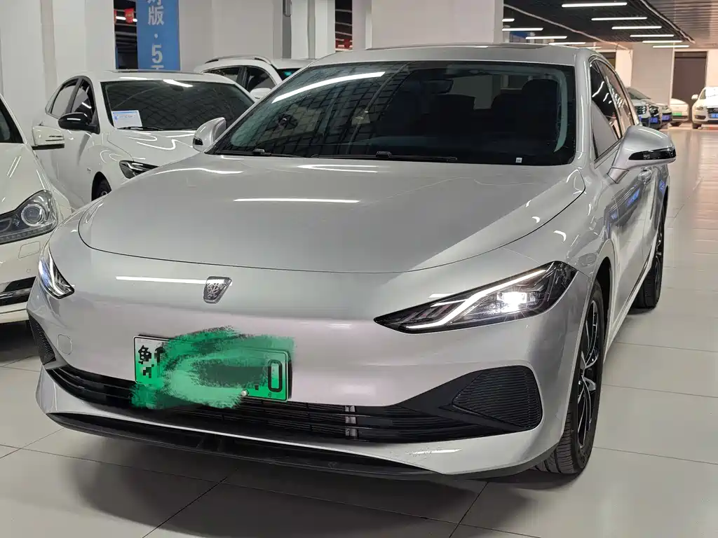 Roewe D7 2025 DMH 125km World Champion Excellence Edition купить на сайте DeffCars