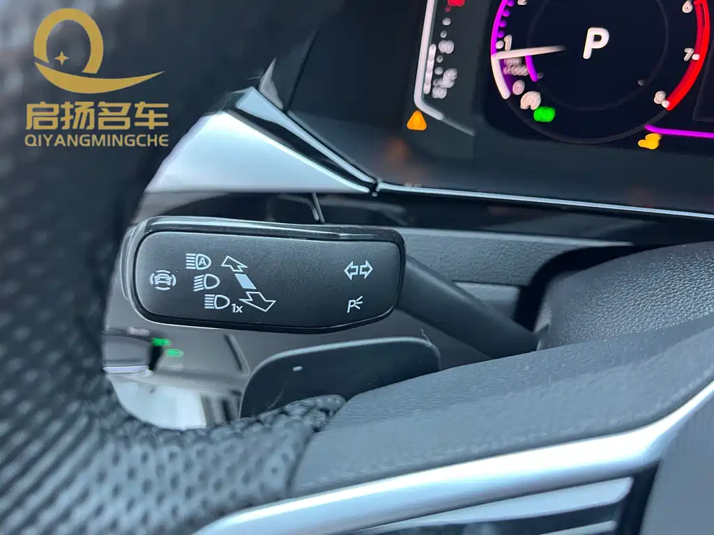 FAW-Volkswagen CC 2023 380TSI eye-catching version купить на сайте DeffCars