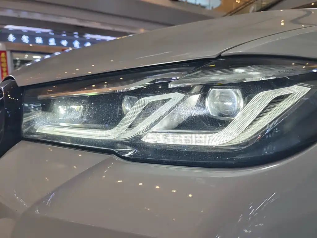 BMW 5 Series 2021 Facelift 530Li Exclusive M Sports Package купить на сайте DeffCars