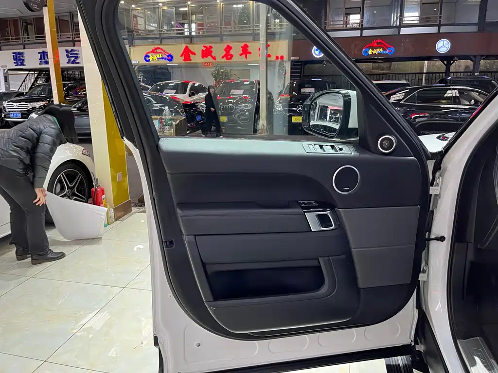 Range Rover Sport 2017 3.0 SC V6 HSE купить на сайте DeffCars