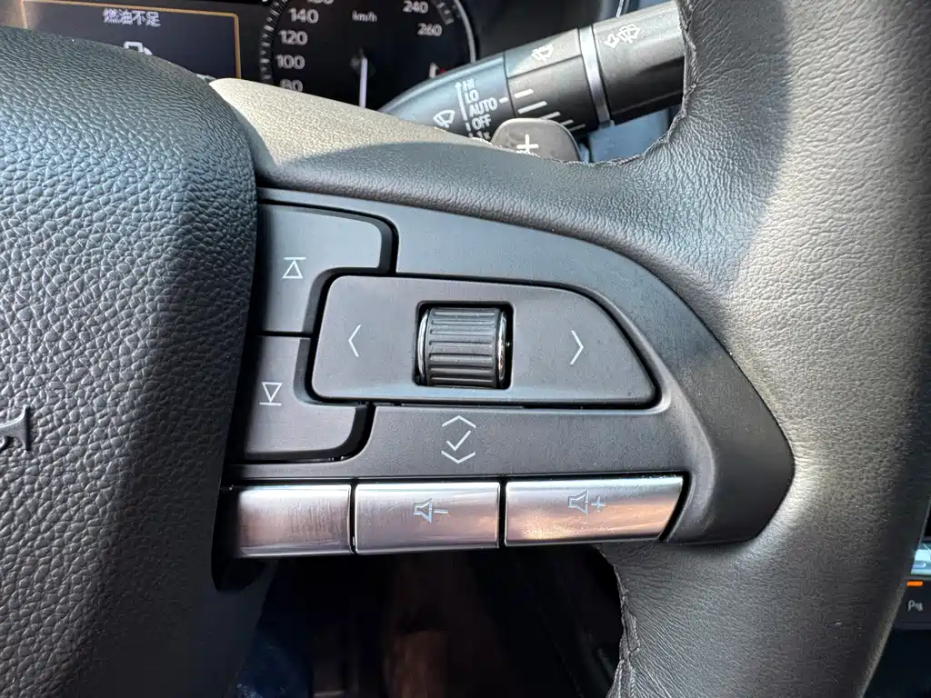 Cadillac CT5 2021 28T luxury model купить на сайте DeffCars
