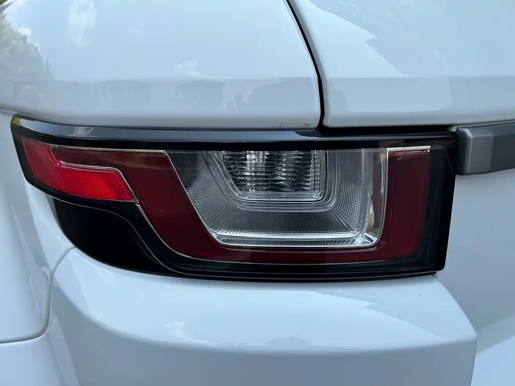 Range Rover Evoque 2018 240PS SE Zhiyao Edition купить на сайте DeffCars