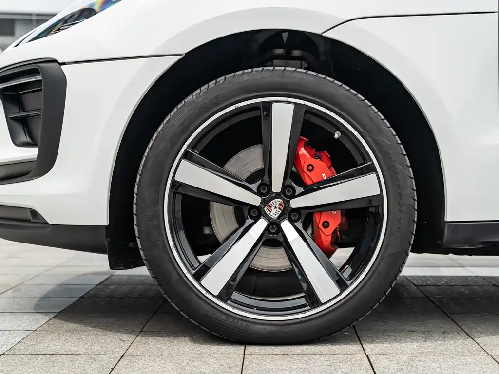 Macan 2023 Macan 2.0T купить на сайте DeffCars