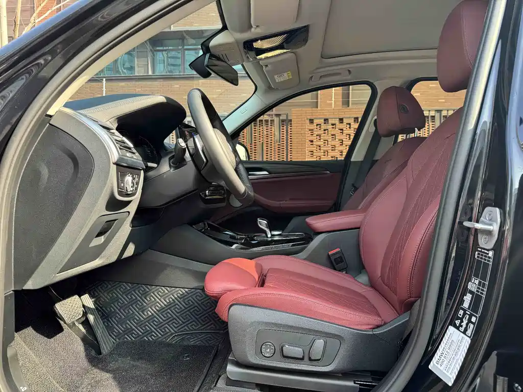 BMW X3 2022 Facelift xDrive30i Leading M Night Package купить на сайте DeffCars