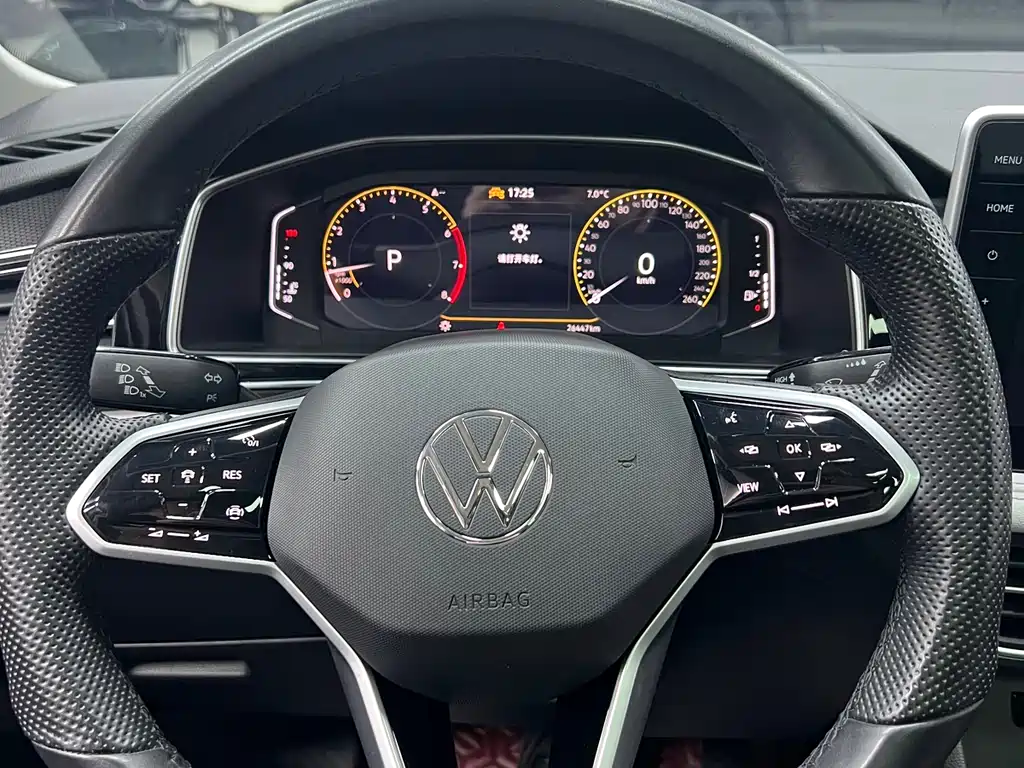 Tiguan L 2023 280TSI automatic two-wheel drive Chaochuang limited edition купить на сайте DeffCars