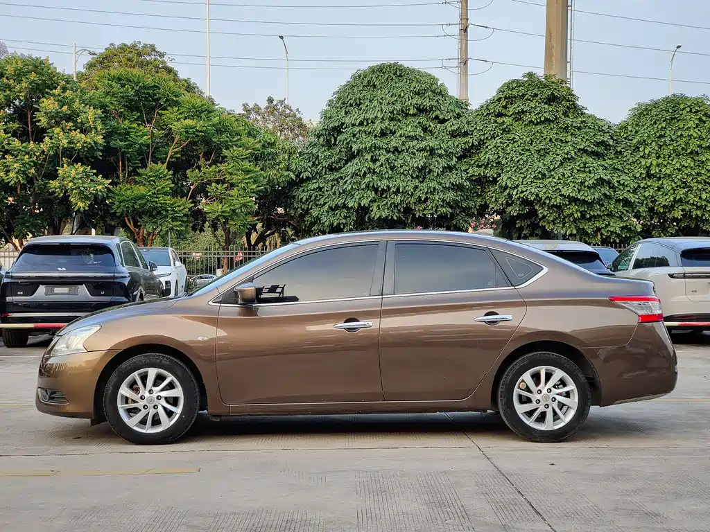 Sylphy 2012 1.6XL CVT Deluxe Edition купить на сайте DeffCars