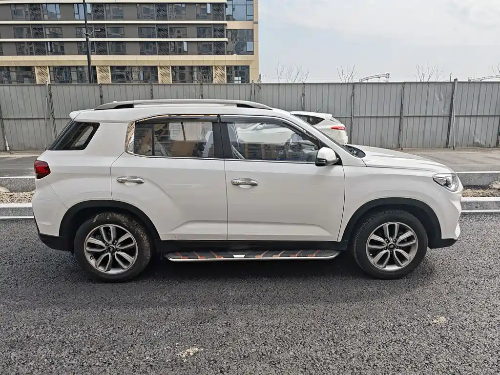 Beijing Hyundai ix35 2018 2.0L automatic two-wheel drive Zhiyong·Enjoy Edition купить на сайте DeffCars