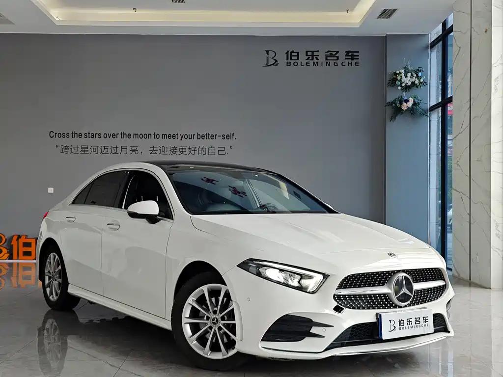 Mercedes-Benz A-Class 2022 A 200 L Sports Sedan Fashionable купить на сайте DeffCars