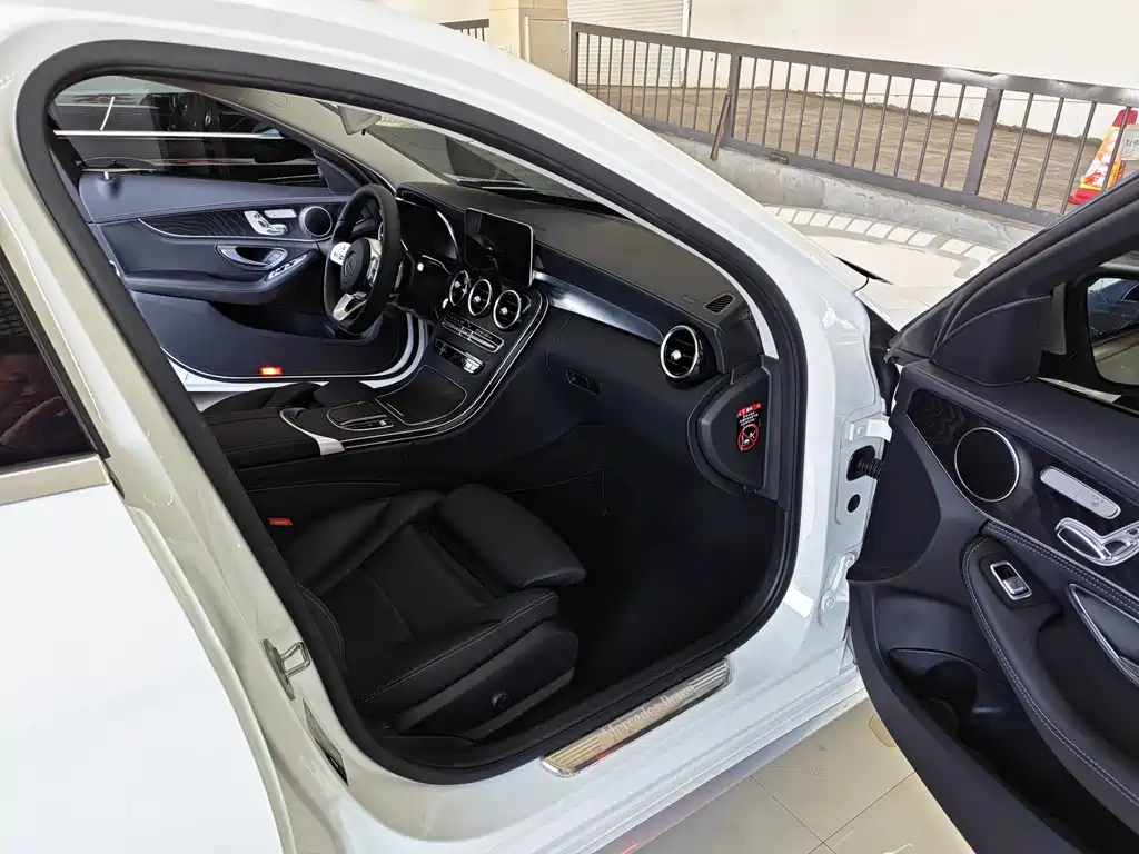 Mercedes-Benz C-Class 2020 C 260 L Sports Edition купить на сайте DeffCars