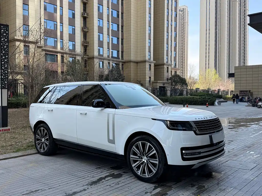 Range Rover 2023 3.0 L6 400PS Extended Edition купить на сайте DeffCars