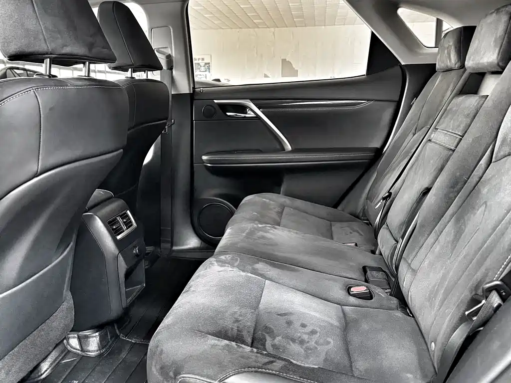 Lexus RX 2016 300 2WD Elite Edition National V купить на сайте DeffCars