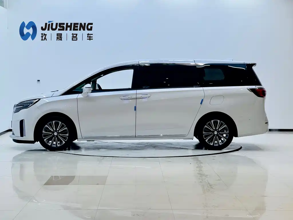Buick GL8 2023 ES Lu Zun luxury model купить на сайте DeffCars