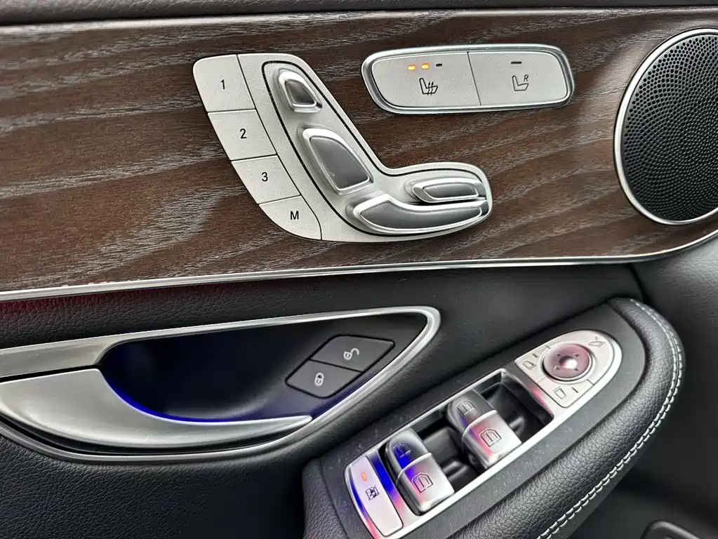 Mercedes-Benz GLC 2022 facelift GLC 260 L 4MATIC luxury model купить на сайте DeffCars